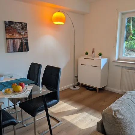Fully Furnished, Renovated 2-rooms, 68qm With Garden Near Duesseldorf * Neuss
