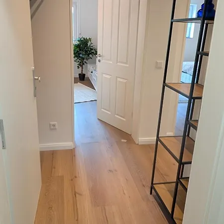 Fully Furnished, Renovated 2-rooms, 68qm With Garden Near Duesseldorf *